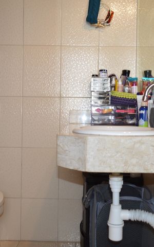 Casa à venda com 220m², 2 quartos e 2 vagasBanheiro