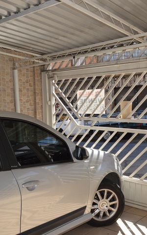 Casa à venda com 220m², 2 quartos e 2 vagasGaragem