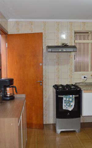 Casa à venda com 220m², 2 quartos e 2 vagasCozinha
