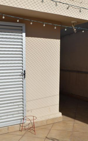 Casa à venda com 220m², 2 quartos e 2 vagasEdicula