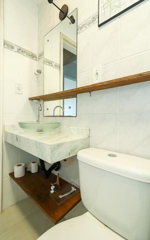 Apartamento à venda com 68m², 2 quartos e sem vagaBanheiro