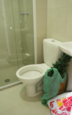 Apartamento para alugar com 113m², 3 quartos e 2 vagasBanheiro de Serviço