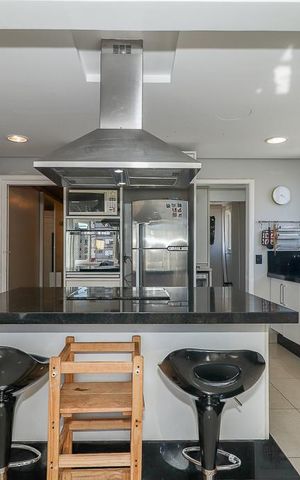 Apartamento para alugar com 210m², 4 quartos e 2 vagasCozinha