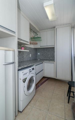 Apartamento para alugar com 210m², 4 quartos e 2 vagasÁrea de Serviço