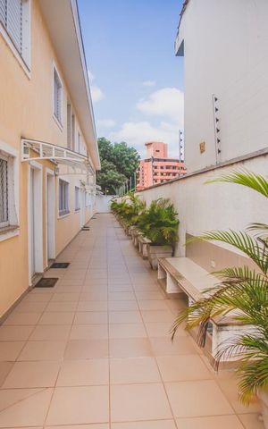Casa de condomínio à venda com 135m², 3 quartos e 2 vagas Casa de condomínio à venda com 135m², 3 quartos e 2 vagasÁrea comum