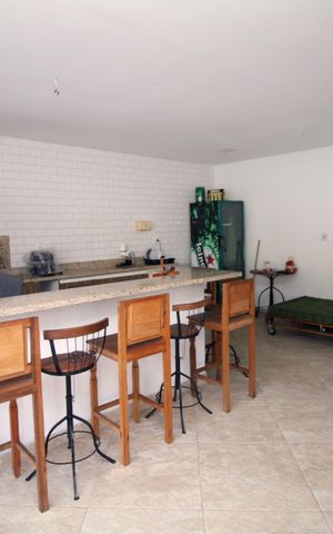 Casa à venda com 225m², 4 quartos e 2 vagasÁrea gourmet