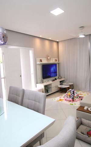 Casa à venda com 225m², 4 quartos e 2 vagasSala