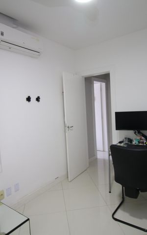 Casa à venda com 225m², 4 quartos e 2 vagasQuarto 1- escritório