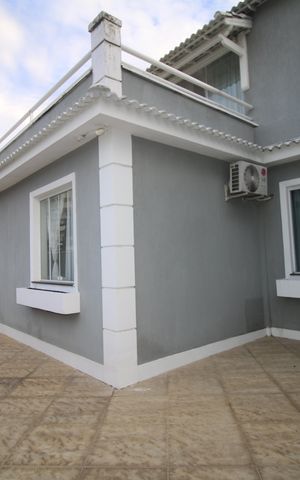 Casa à venda com 225m², 4 quartos e 2 vagasÁrea externa