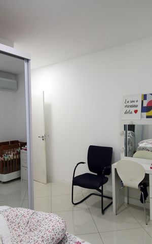 Casa à venda com 225m², 4 quartos e 2 vagas Suíte