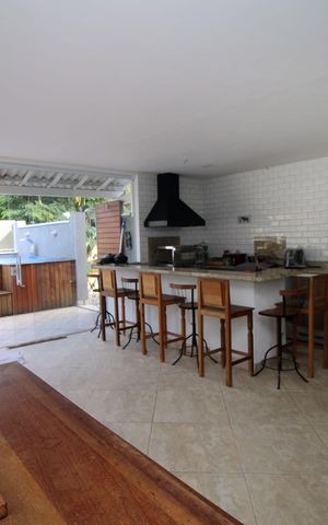 Casa à venda com 225m², 4 quartos e 2 vagasÁrea gourmet