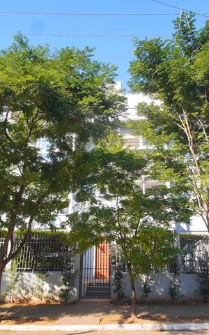 Apartamento à venda com 70m², 2 quartos e 1 vagaFachada