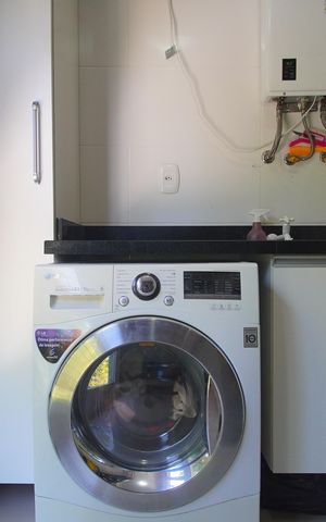 Apartamento à venda com 70m², 2 quartos e 1 vagaÁrea de Serviço