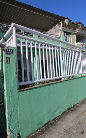Casa à venda com 130m², 3 quartos e sem vagaFachada da casa