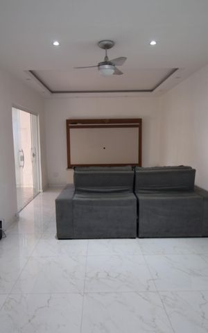 Casa à venda com 130m², 3 quartos e sem vagaSala