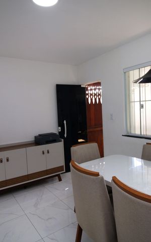 Casa à venda com 130m², 3 quartos e sem vagaSala de jantar
