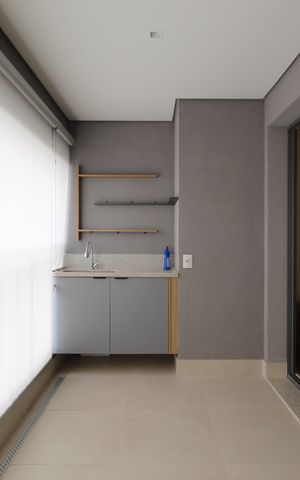 Apartamento para alugar com 77m², 3 quartos e 1 vagaVaranda