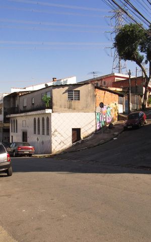 Casa para alugar com 30m², 1 quarto e sem vagaÁrea Externa/ Rua Lado Sul