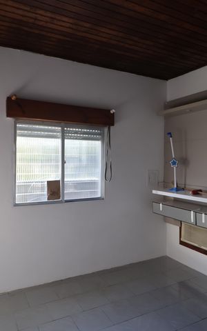 Casa à venda com 160m², 3 quartos e 2 vagasSala 1