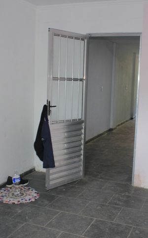 Casa à venda com 230m², 4 quartos e 6 vagasDeposito da garagem