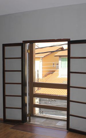 Casa à venda com 230m², 4 quartos e 6 vagas1ª Suíte