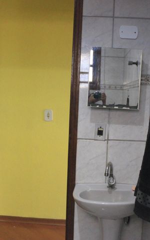 Casa à venda com 230m², 4 quartos e 6 vagasLavabo