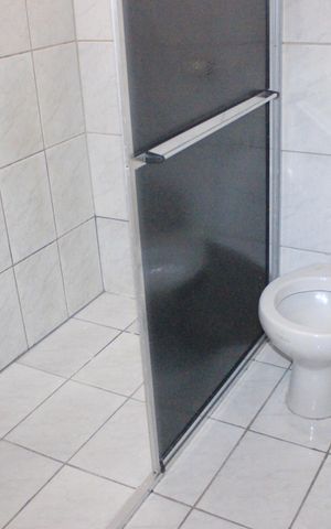 Casa à venda com 230m², 4 quartos e 6 vagasBanheiro da 3ª Suíte