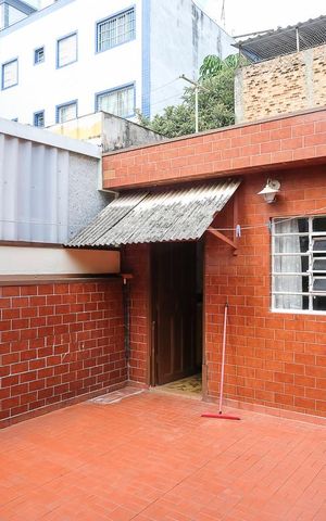 Casa à venda com 200m², 3 quartos e 4 vagasQuintal