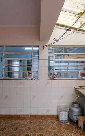 Casa à venda com 200m², 3 quartos e 4 vagasÁrea de serviço