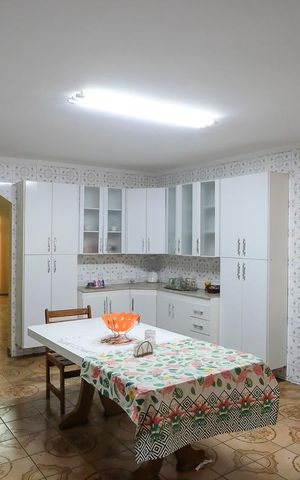 Casa à venda com 200m², 3 quartos e 4 vagasCozinha