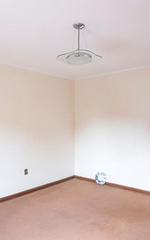 Casa à venda com 200m², 3 quartos e 4 vagasQuarto 1