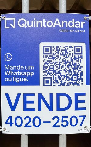 Casa à venda com 200m², 3 quartos e 4 vagasPlaca
