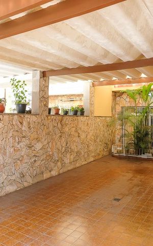Casa à venda com 200m², 3 quartos e 4 vagasGaragem