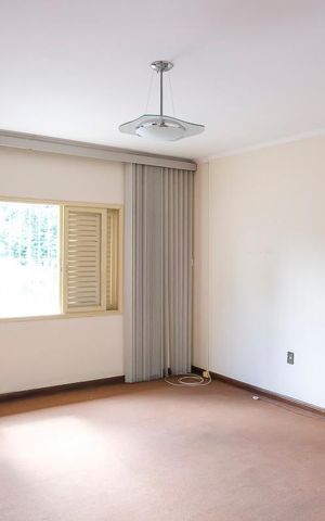 Casa à venda com 200m², 3 quartos e 4 vagasQuarto 1