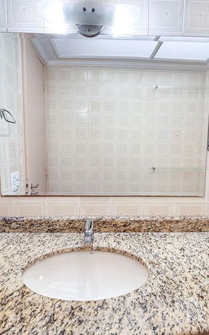 Apartamento à venda com 43m², 1 quarto e 1 vaga Apartamento à venda com 43m², 1 quarto e 1 vagaBanheiro