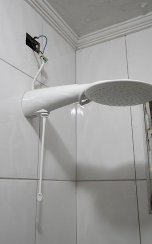 Casa à venda com 160m², 2 quartos e 1 vagaBanheiro