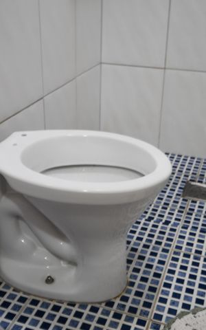 Casa à venda com 160m², 2 quartos e 1 vagaBanheiro