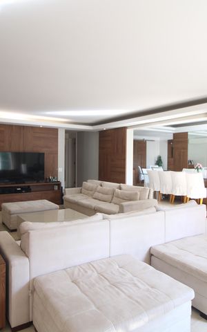 Apartamento à venda com 280m², 4 quartos e 4 vagasSala