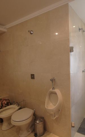 Apartamento à venda com 280m², 4 quartos e 4 vagasBanheiro