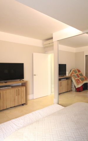 Apartamento à venda com 280m², 4 quartos e 4 vagasQuarto 2