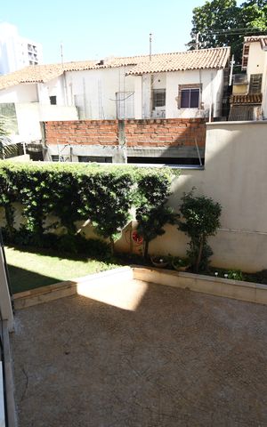 Apartamento à venda com 62m², 2 quartos e 1 vagaÁrea de Serviço - Vista