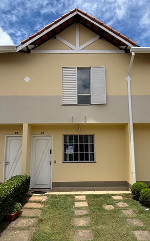 Casa de condomínio à venda com 100m², 2 quartos e 1 vaga Casa de condomínio à venda com 100m², 2 quartos e 1 vagaFachada
