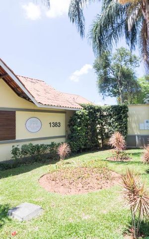 Casa de condomínio à venda com 100m², 2 quartos e 1 vaga Casa de condomínio à venda com 100m², 2 quartos e 1 vagaFachada
