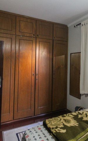Casa à venda com 858m², 4 quartos e 4 vagasQuarto 2