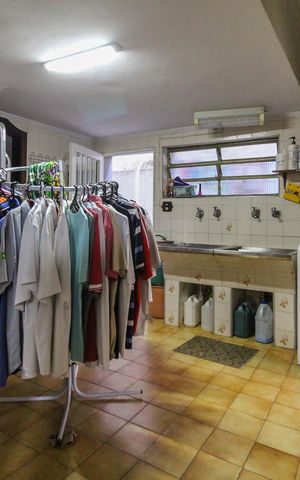 Casa à venda com 858m², 4 quartos e 4 vagasÁrea de Serviço