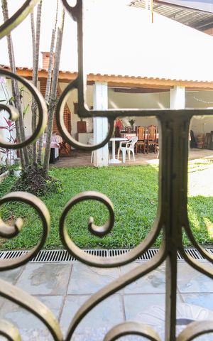Casa à venda com 858m², 4 quartos e 4 vagasVista Quarto de Serviço