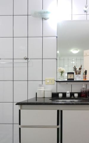 Casa à venda com 346m², 4 quartos e 3 vagasBanheiro Suíte 1