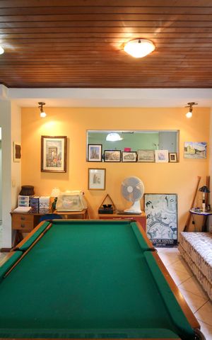 Casa à venda com 346m², 4 quartos e 3 vagasEspaço de Jogos
