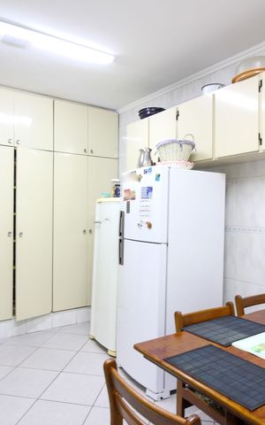 Casa à venda com 346m², 4 quartos e 3 vagasCozinha