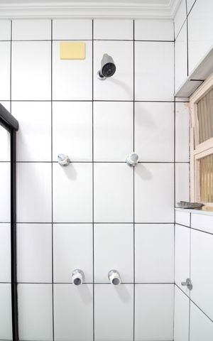 Casa à venda com 346m², 4 quartos e 3 vagasBanheiro Suíte 1